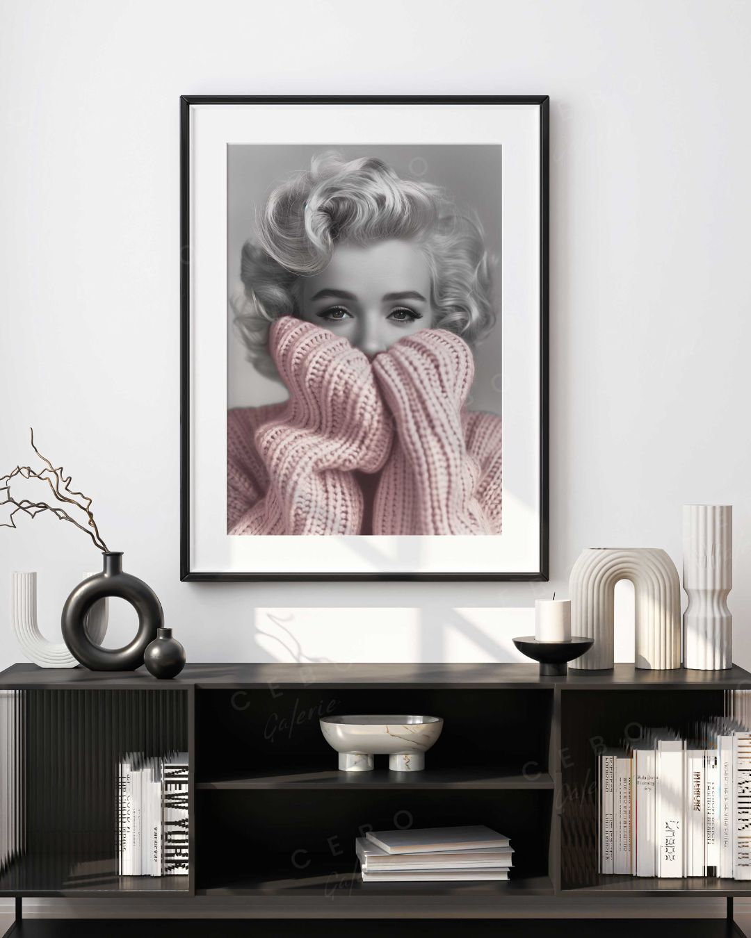 Cozy Marilyn 2 Frame