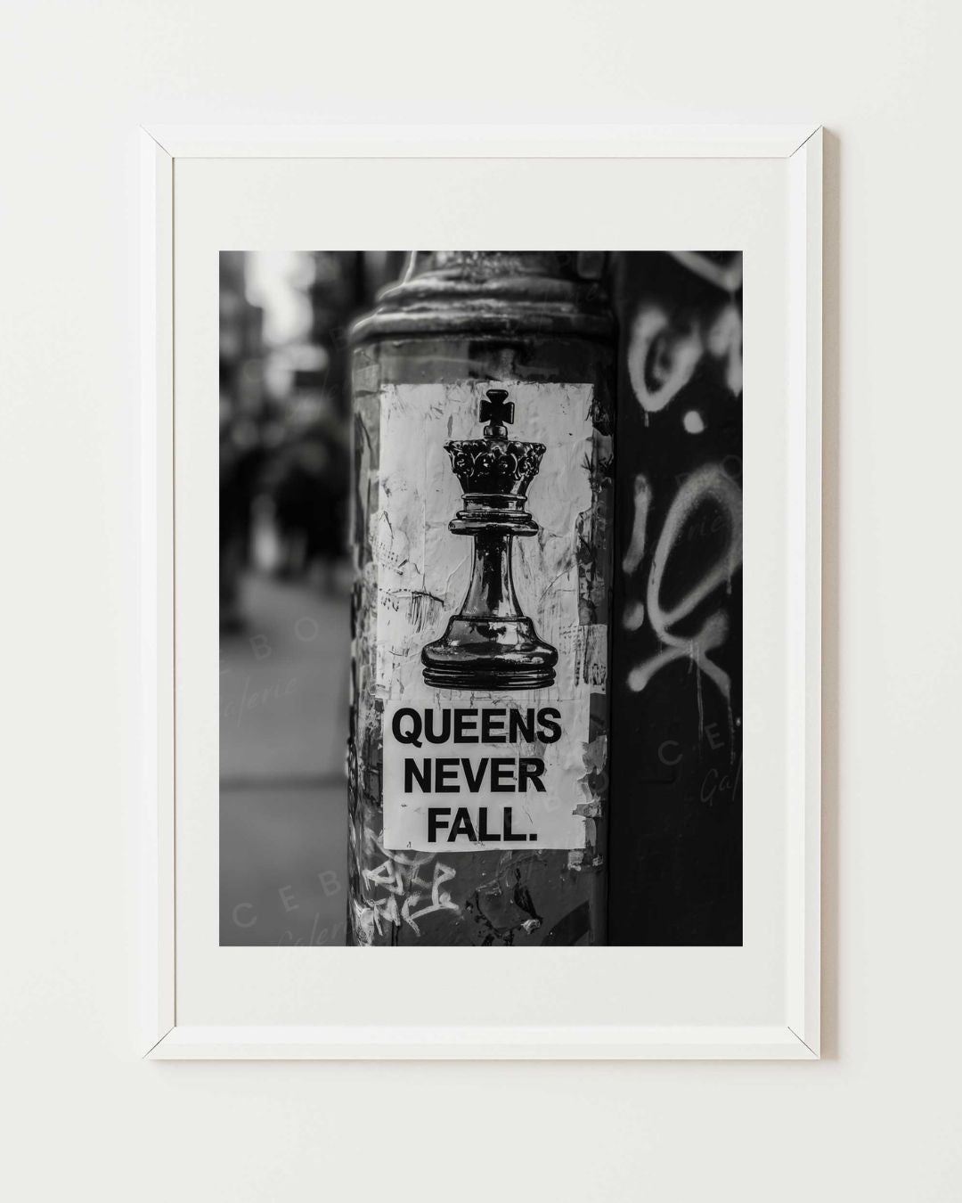 Kunstdruck „QUEENS NEVER FALL.“