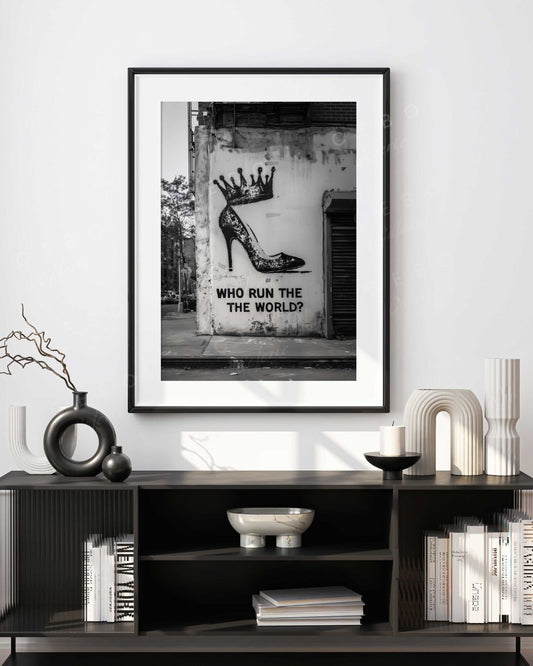 „Wer regiert die Welt?“-Poster?